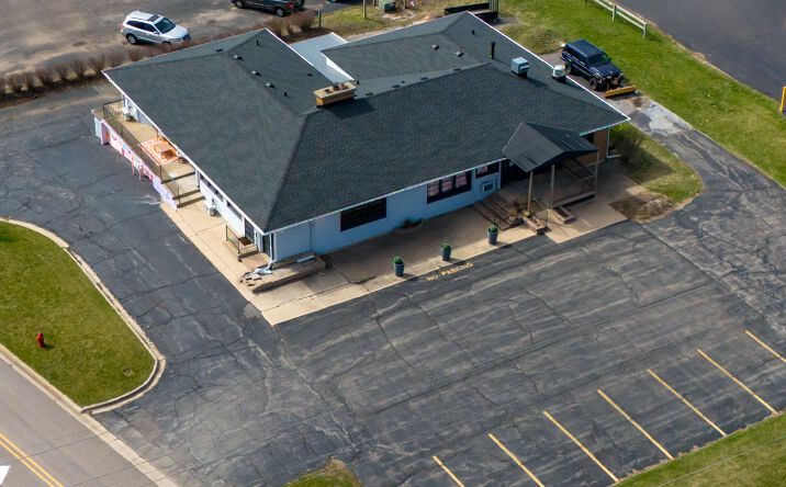 Pictures of Retail property located at 500 Lark St, Geneva, IL 60134 for sales - image #1