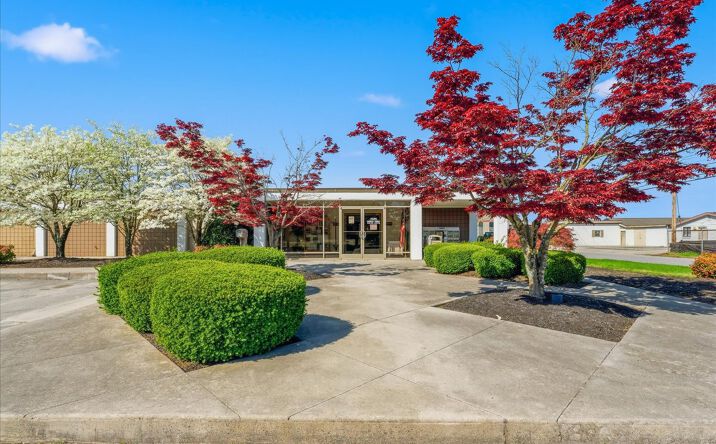 Pictures of Office property located at 1609 W FIRST N ST, MORRISTOWN, TN 37814-3724 for sales - image #1