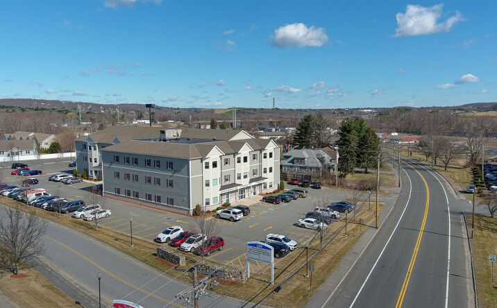 Pictures of Office property located at 386 Merrimack St, Methuen, MA 01844 for sales - image #1