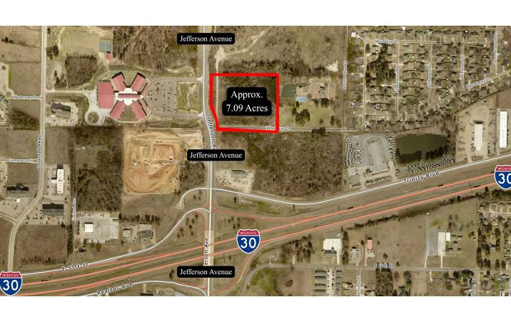 Pictures of Retail, Office, Land property located at 1308 Woodway Dr, Texarkana, AR NULL for sales - image #1