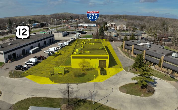 Pictures of Industrial property located at 3760 Commerce Ct, Wayne, MI 48184 for sales - image #1