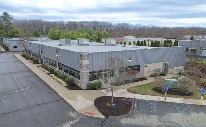 Pictures of Office, Industrial property located at 10 County Line Drive, Cromwell, CT 06416 for sales - image #1
