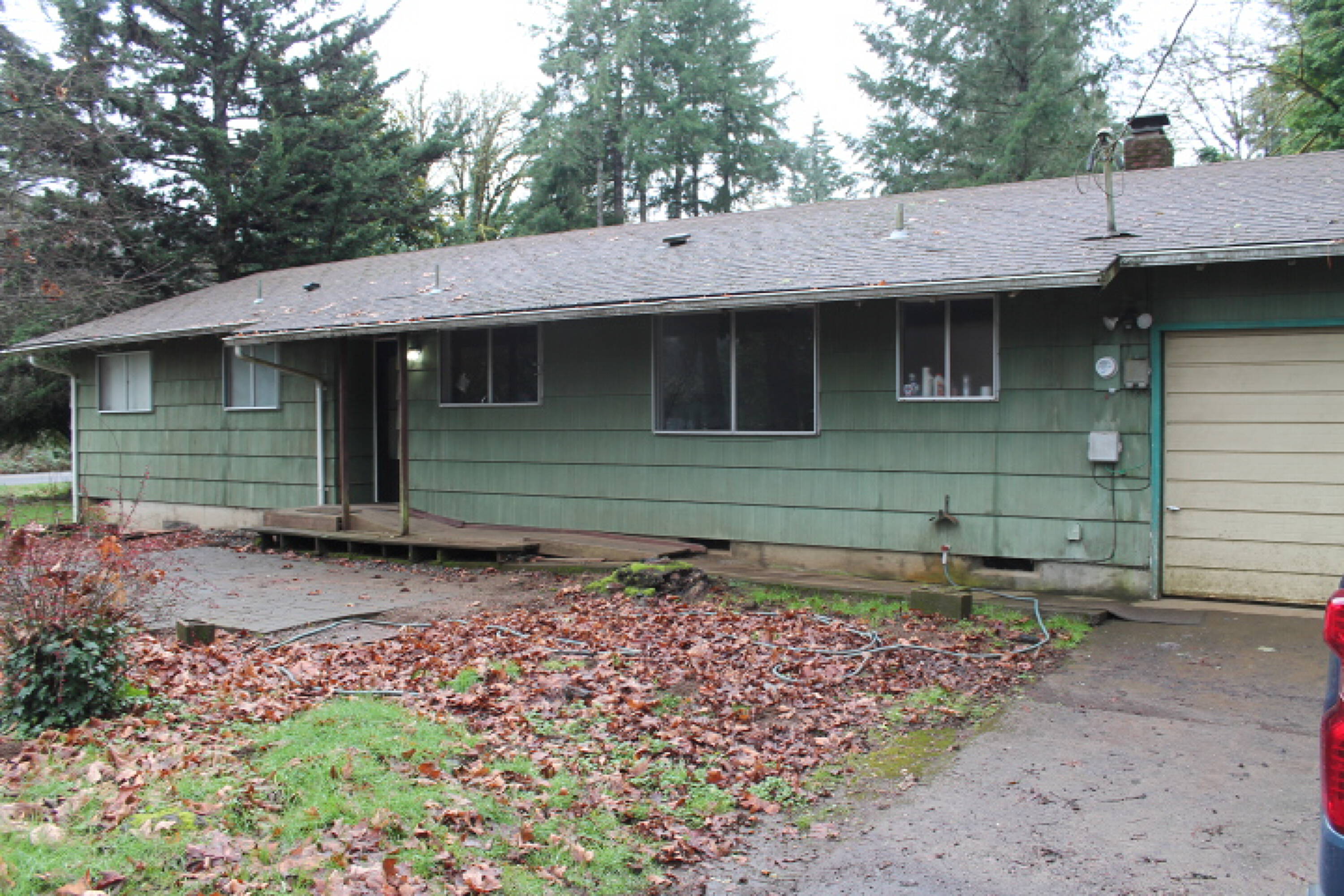 21632 Vaughn Rd