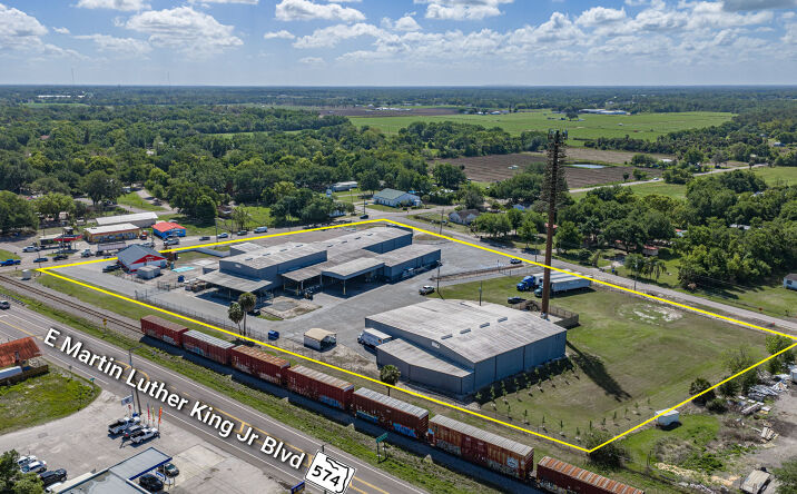 Pictures of Industrial property located at 3120 North Dover Rd, Dover, FL 33527 for sales - image #1