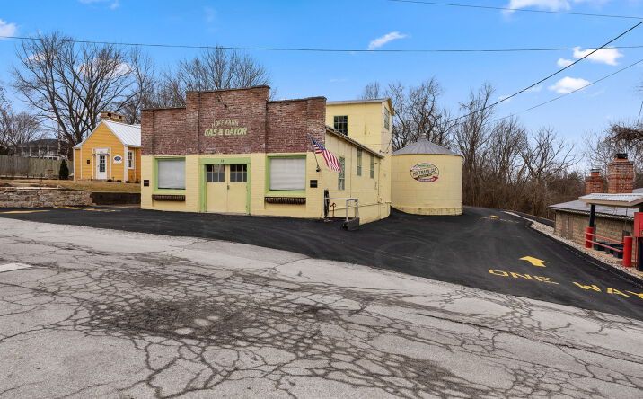 Pictures of Mixed Use, Retail, Special Purpose property located at 225 Jackson St, Augusta, MO 63332 for sales - image #1