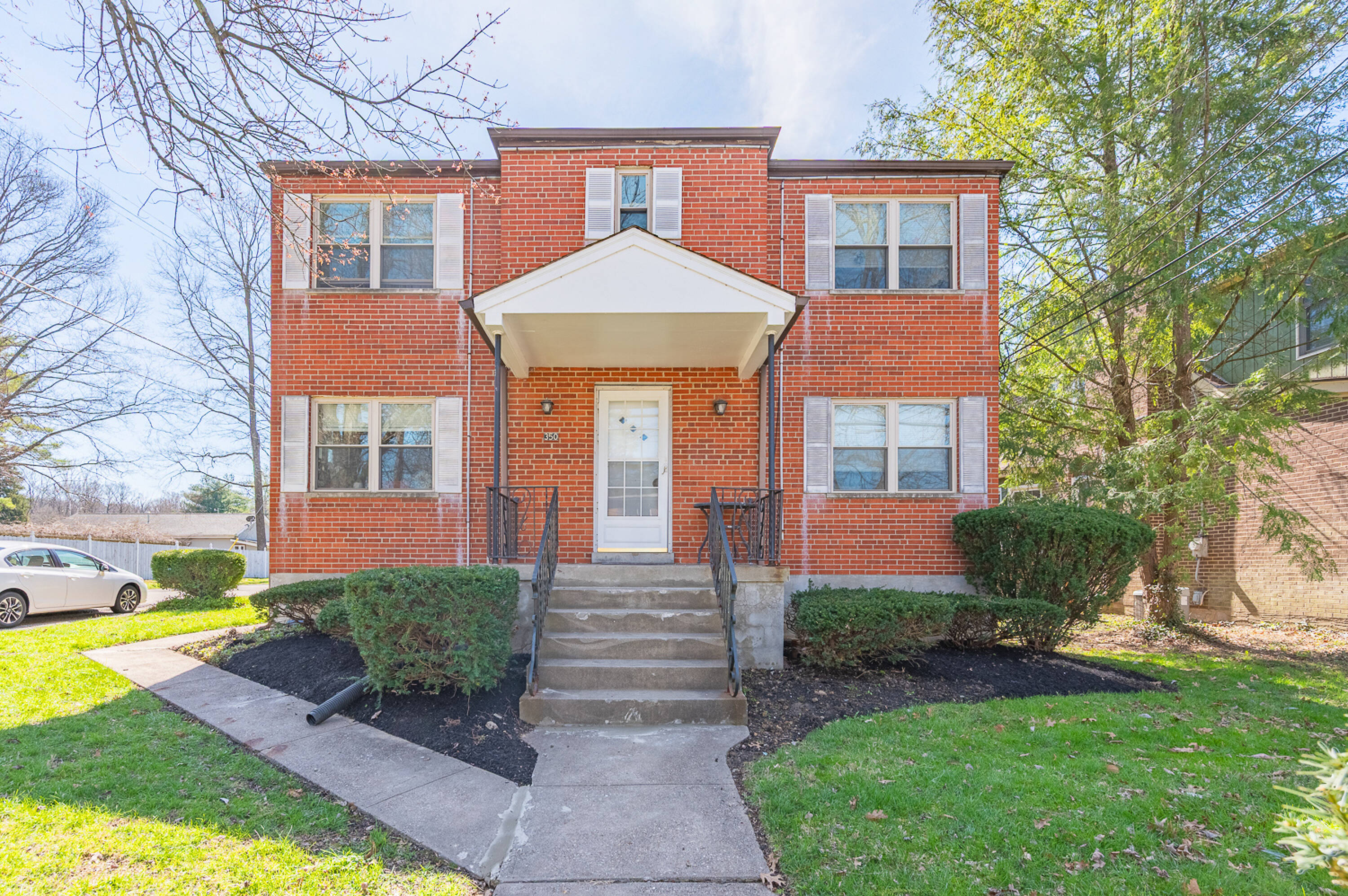 350 Broadway St, Loveland, OH 45140