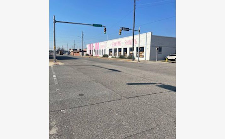 Pictures of Industrial property located at 1218 2nd Avenue North, Birmingham, AL 35203 for sales - image #1
