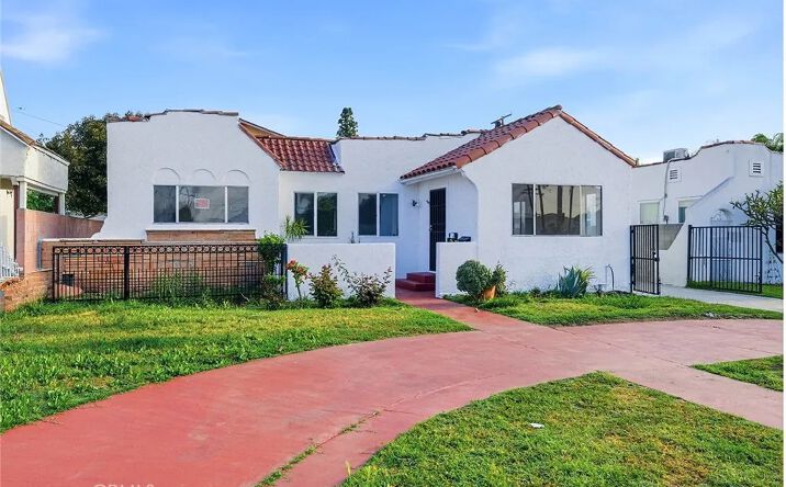 Pictures of Multifamily property located at 2653 Flower, Huntington Park, CA 90255 for sales - image #1