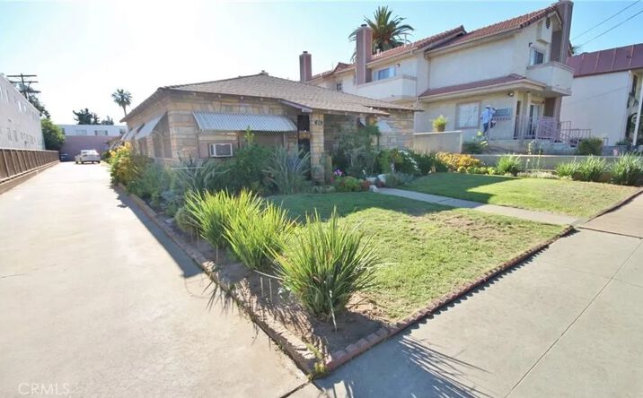 Pictures of Multifamily property located at 115 S Chester Avenue, Pasadena, CA 91106 for sales - image #1