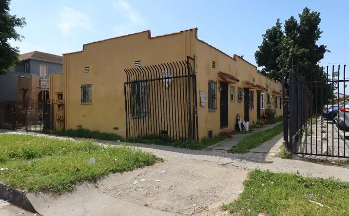 Pictures of Multifamily property located at 5917 S Figueroa Street, Los Angeles, CA 90003 for sales - image #1
