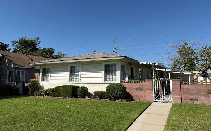 Pictures of Multifamily property located at 1749 N Hollywood, Burbank, CA 91505 for sales - image #1