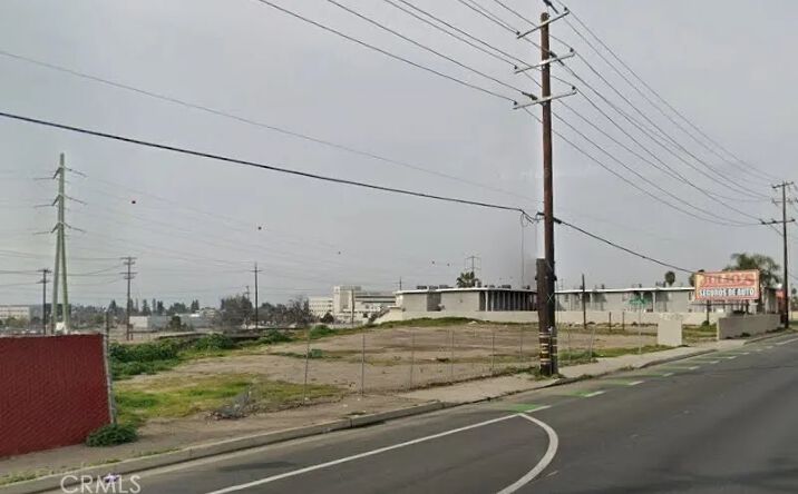 Pictures of Land property located at 3207 Union, Bakersfield, CA 93305 for sales - image #1
