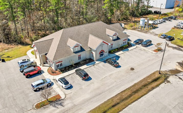 Pictures of Office property located at 215 Station St, Jacksonville, NC 28546 for sales - image #1