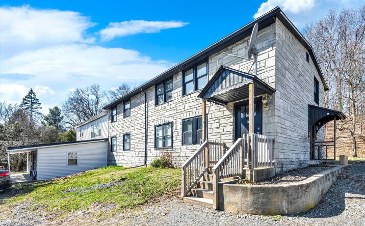 Pictures of Multifamily property located at 24 Tulip Ln, Fleetwood, PA 19522 for sales - image #1