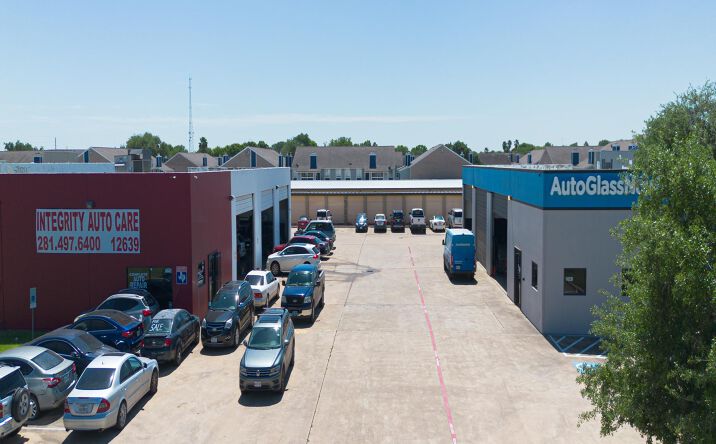 Pictures of Retail property located at 12639–12641 westheimer road, Houston, TX 77077 for sales - image #1