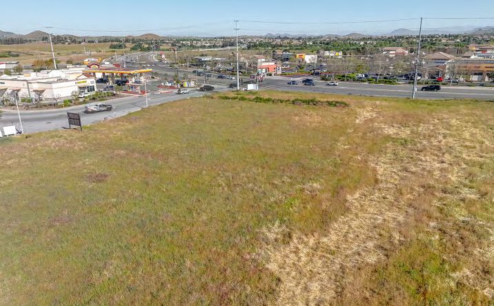 Pictures of Land property located at 36525 Temeku St, French Valley, CA 92563 for sales - image #1