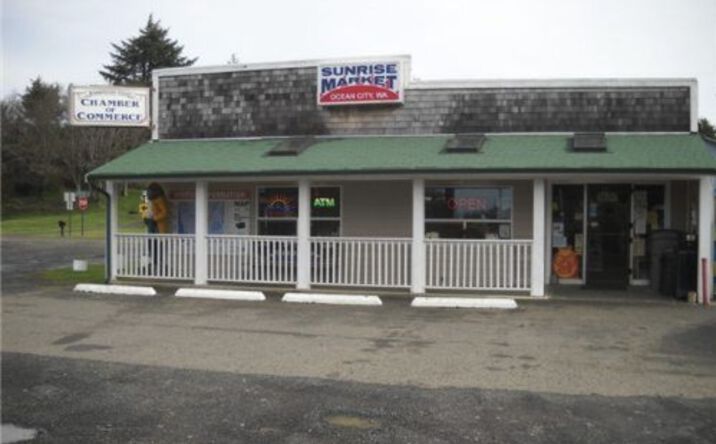 Pictures of Retail property located at 2616 WA-109, Ocean Shores, WA 98569 for sales - image #1