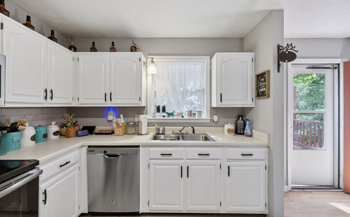 Pictures of Multifamily, Special Purpose property located at 243 Troy Ln, Hohenwald, TN 38462 for sales - image #1