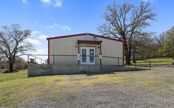 Pictures of Business for Sale property located at 3565 Sawmill Road, Caddo, OK 74729 for sales - image #1