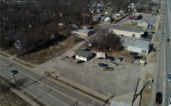 Pictures of Special Purpose property located at 2007 N Broadway Street, Pittsburg, KS 66762 for sales - image #1