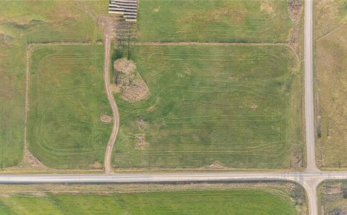 Pictures of Land property located at 0000 Decatur Road, Effingham, KS 66023 for sales - image #1