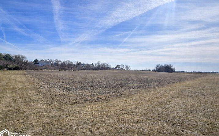 Pictures of Land property located at 330th St, Forest City, IA 50436 for sales - image #1