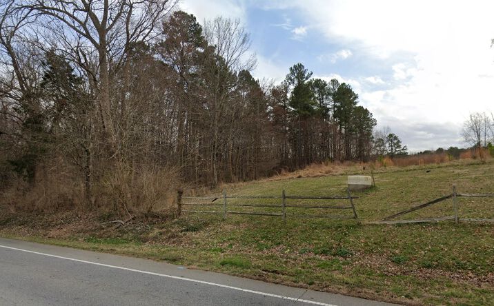 Pictures of Land property located at 601 W Main St, Jamestown, NC 27282 for sales - image #1
