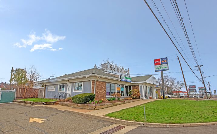 Pictures of Retail property located at 160 US-46, Lodi, NJ 07644 for sales - image #1