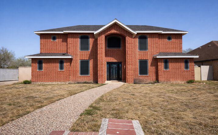 Pictures of Multifamily, Special Purpose property located at 1605 Trinity St, Mission, TX 78572 for sales - image #1