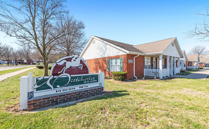Pictures of Multifamily property located at 2302 Village Dr, Saint Joseph, MO 64506 for sales - image #1