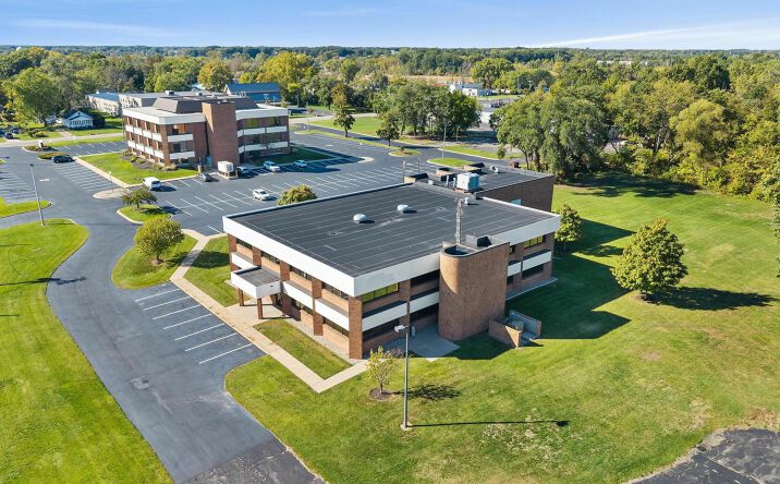 Pictures of Office property located at 115, 121, & 127 Clover Street, Holland, MI 49423 for sales - image #1
