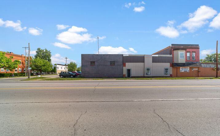 Pictures of Multifamily property located at 1888 East 28th Street, Lorain, OH 44055 for sales - image #1