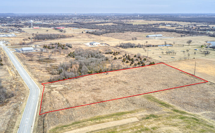 Pictures of Land property located at 16385 South Broadway Street, Glenpool, OK 74033 for sales - image #1