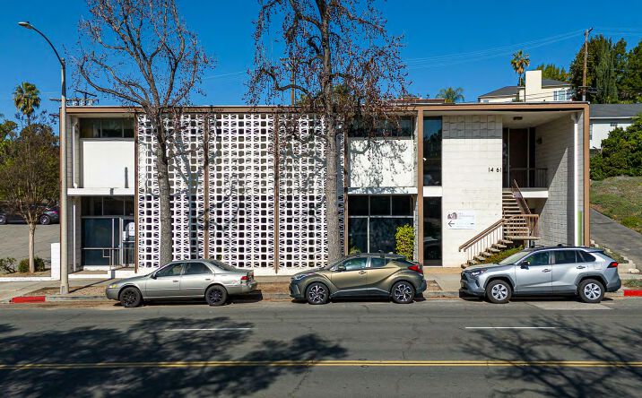 Pictures of Office property located at 1461 East Chevy Chase Drive, Glendale, CA 91206 for sales - image #1