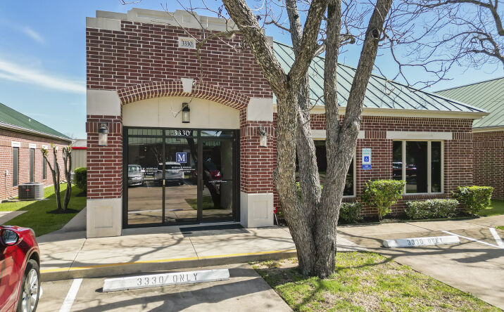 Pictures of Office property located at 3330 Longmire Drive, College Station, TX 77845 for sales - image #1