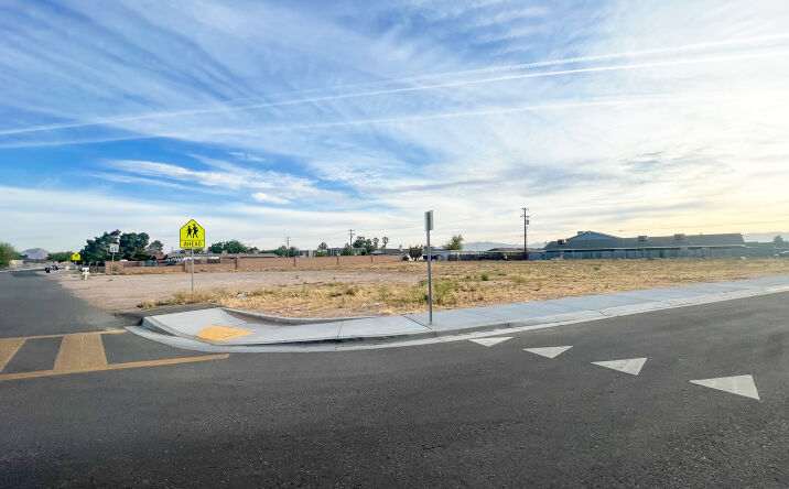 Pictures of Land property located at NE corner of Powhatan Rd rd & Rancherias Rd, Apple Valley, CA 92308 for sales - image #1