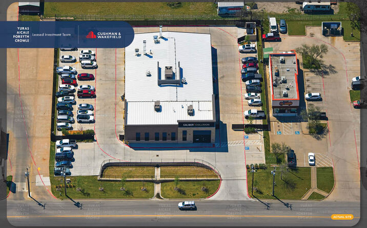Pictures of Retail property located at 282 S Colonial Dr, Cleburne, TX 76033 for sales - image #1