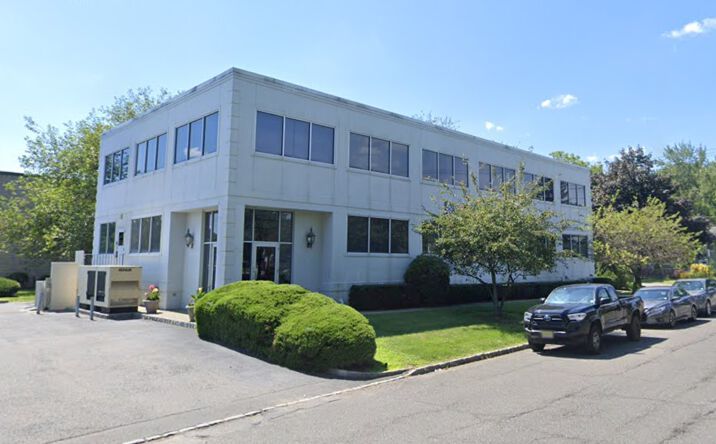 Pictures of Office property located at 150 Fairfield Rd, Fairfield, NJ 07004 for sales - image #1