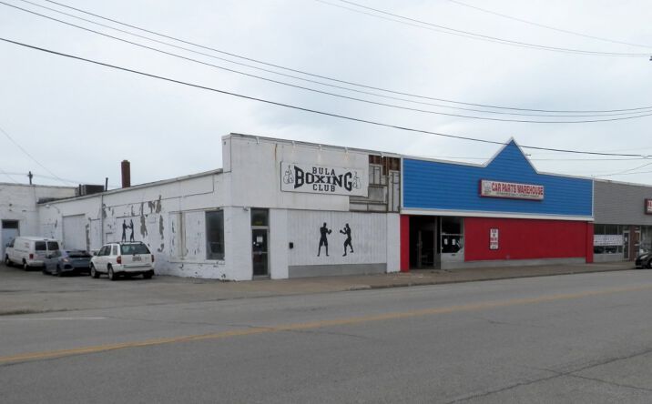 Pictures of Retail, Office property located at 4117 - 4137 Main Ave, Ashtabula, OH 44004 for comps - image #1