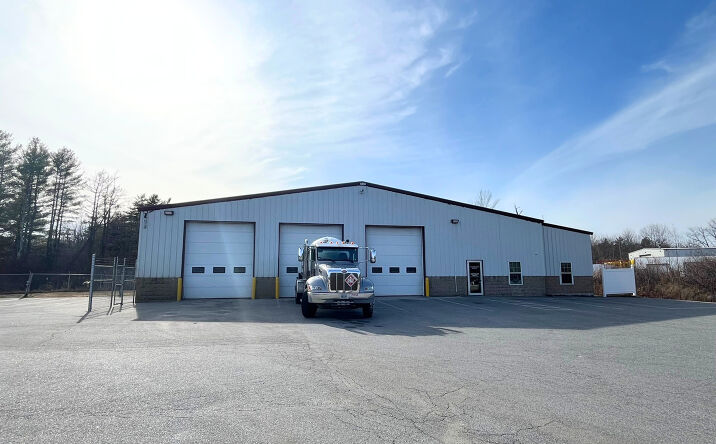 Pictures of Industrial property located at 845 Old Post Road, Arundel, ME 04046 for sales - image #1