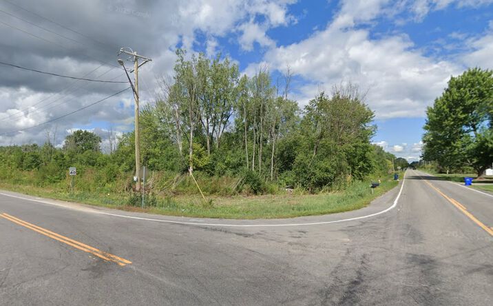 Pictures of Land property located at 7040 Townline Rd., Wheatfield, Wheatfield, NY 14120 for sales - image #1
