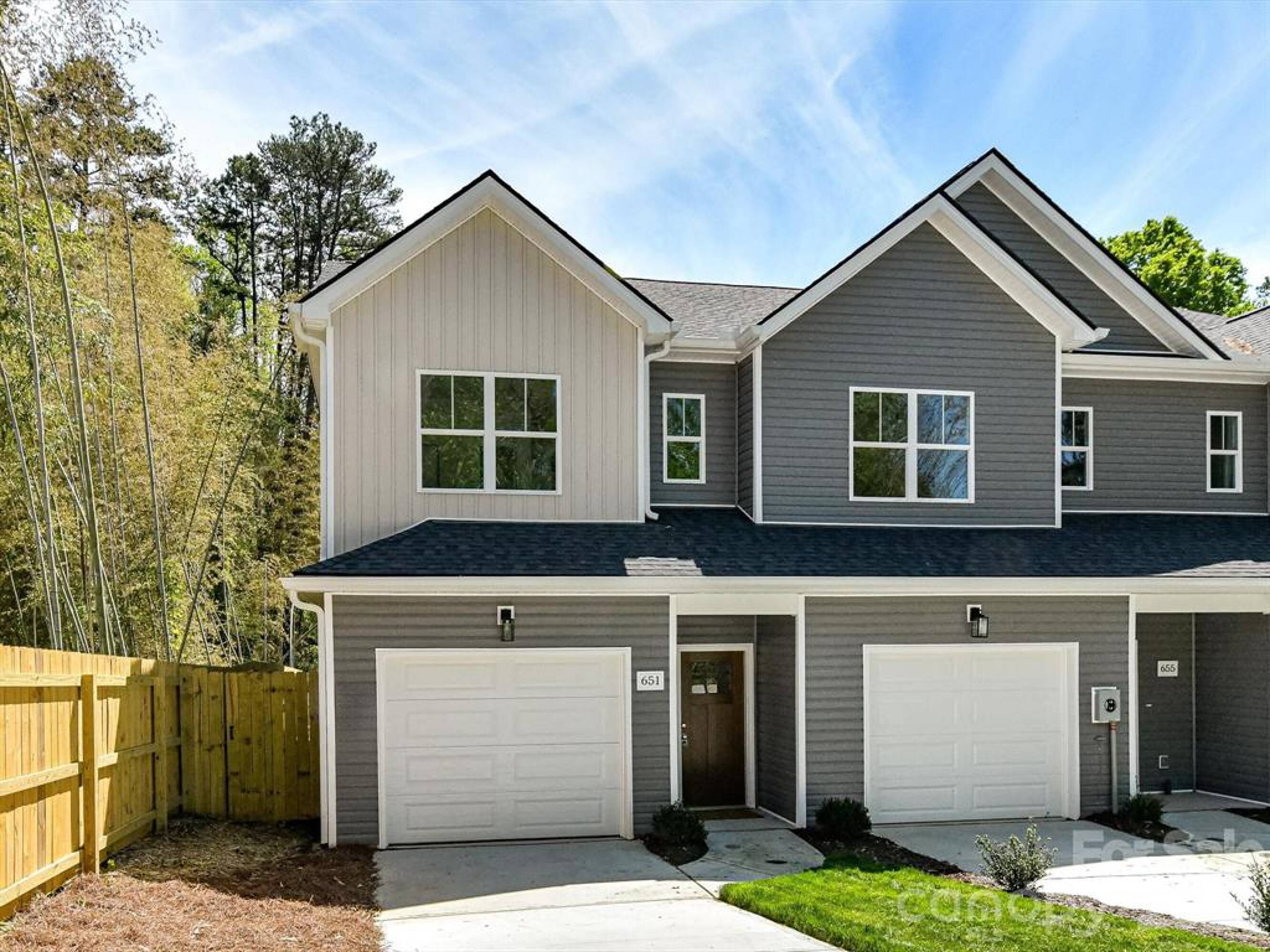 655 Stillgreen Ln 651 Stillgreen Ln  