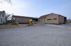 31605631