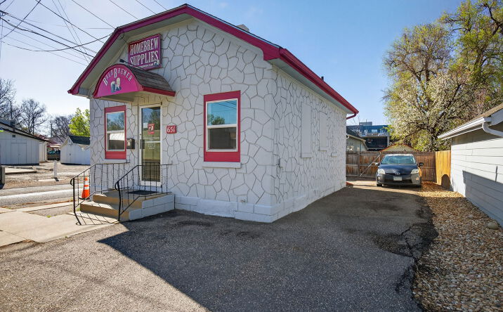 Pictures of Retail property located at 651 8th Ave, Longmont, CO 80501 for sales - image #1