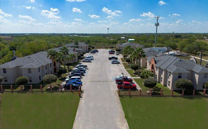 Pictures of Multifamily property located at 1000 E Stenger St, San Benito, TX 78586 for sales - image #1