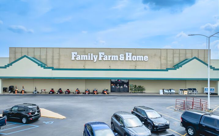 Pictures of Retail property located at 3700 Williston Rd, Northwood, OH 43619 for sales - image #1
