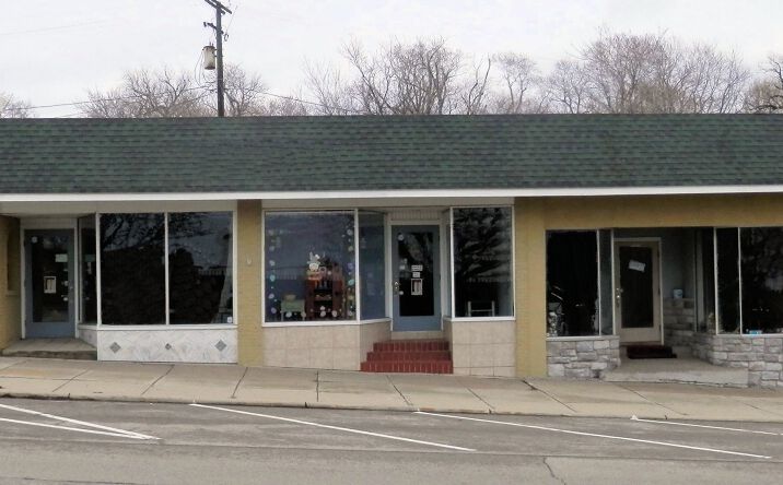Pictures of Retail, Office property located at 322 High St, Fairport Harbor, OH 44077 for comps - image #1