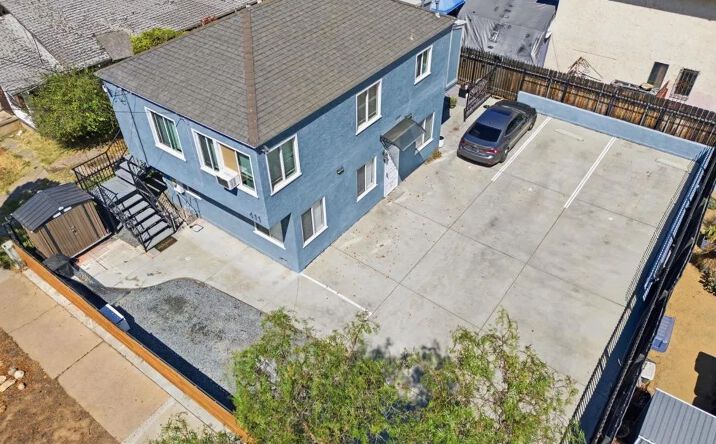 Pictures of Multifamily property located at 411 G Street, Chula Vista, CA 91910 for sales - image #1