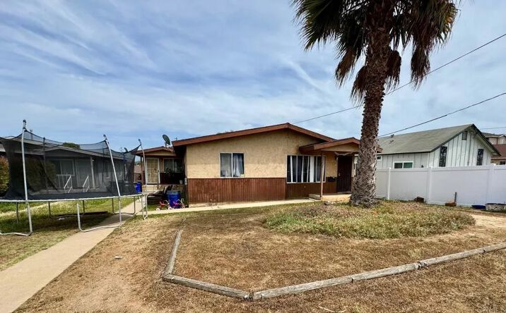 Pictures of Multifamily property located at 919-21 Georgia Street, Imperial Beach, CA 91932 for sales - image #1