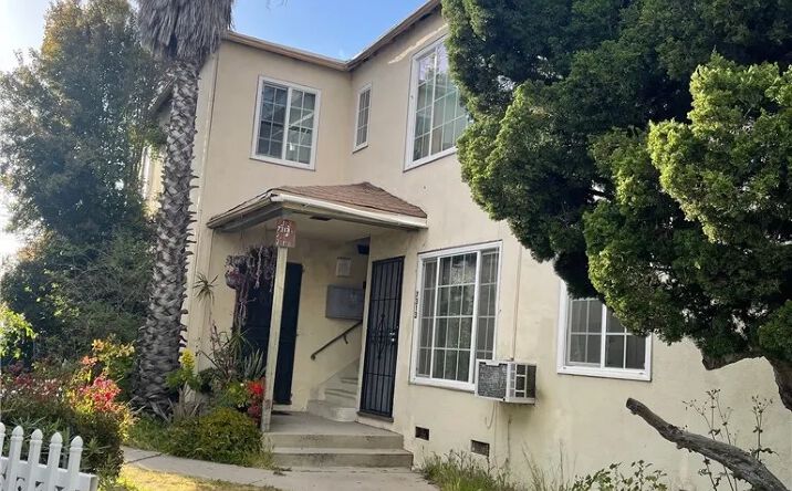 Pictures of Multifamily property located at 7313 Bakman Ave, Sun Valley, CA 91352 for sales - image #1